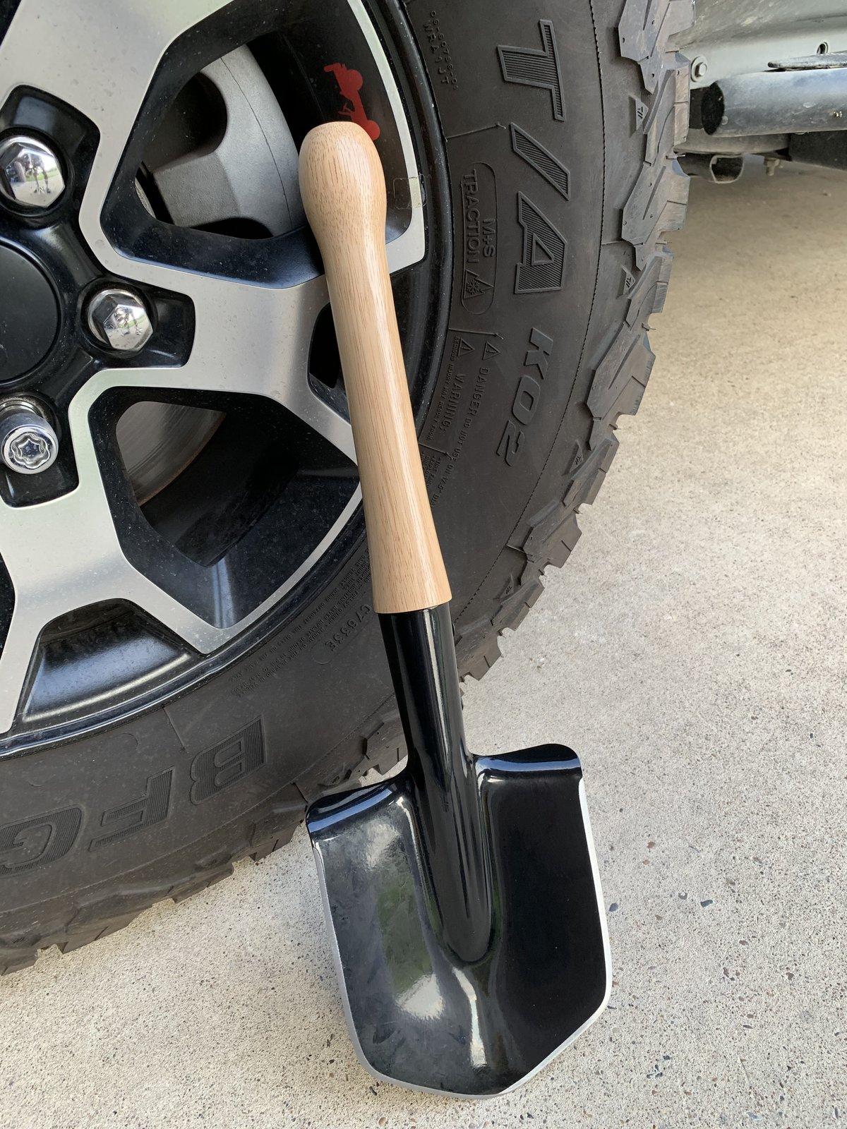 Cold Steel Survival Shovel